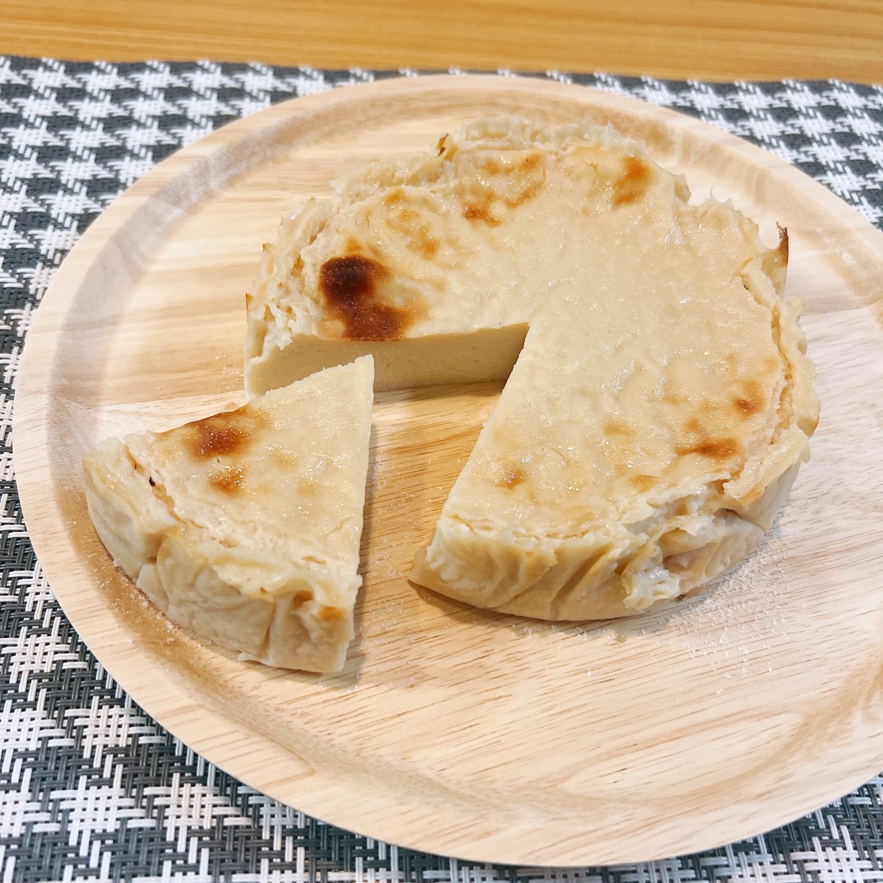 焼くまで5分！難易度ゼロ！米粉ヨーグルトケーキ | 手作りおやつ